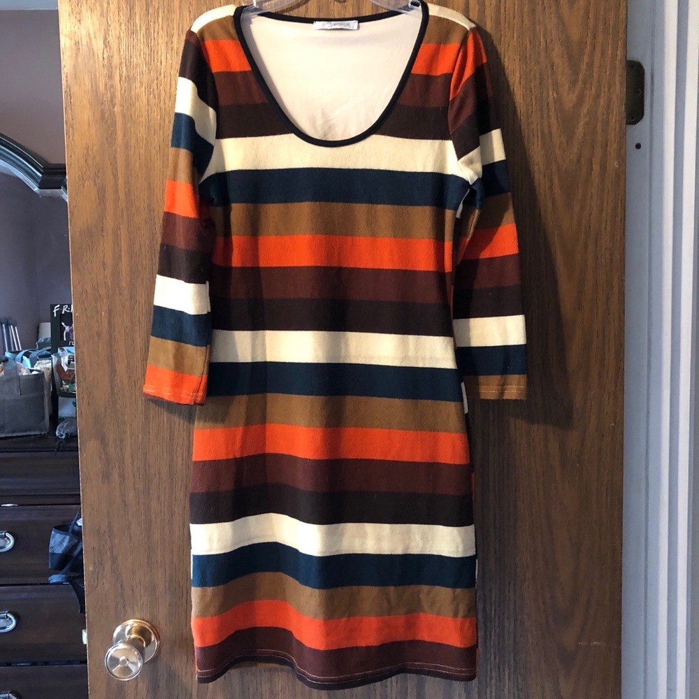 3/4 sleeve dress